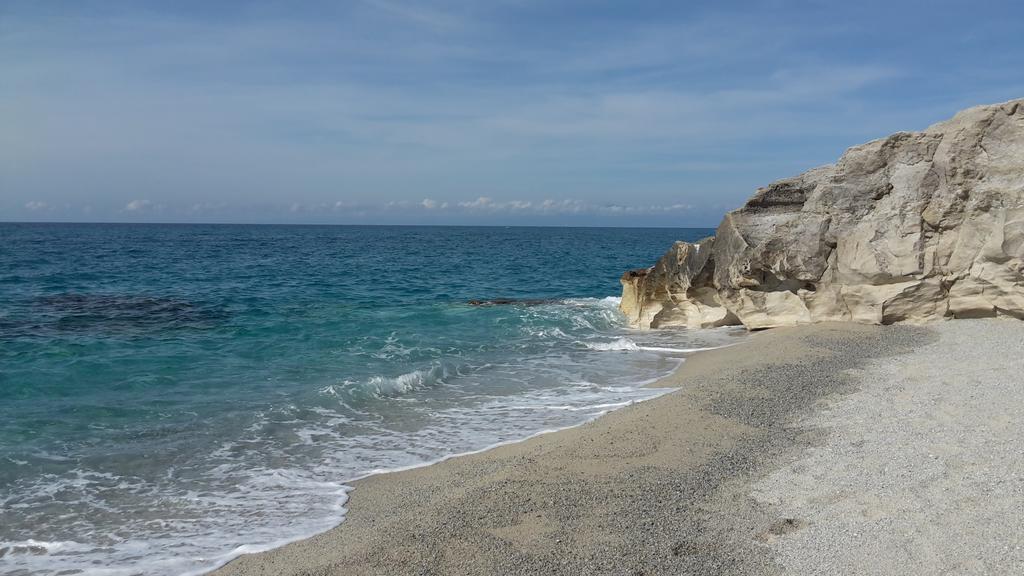 Le Roccette Mare Beach Hotel & Restaurant Tropea Exteriör bild